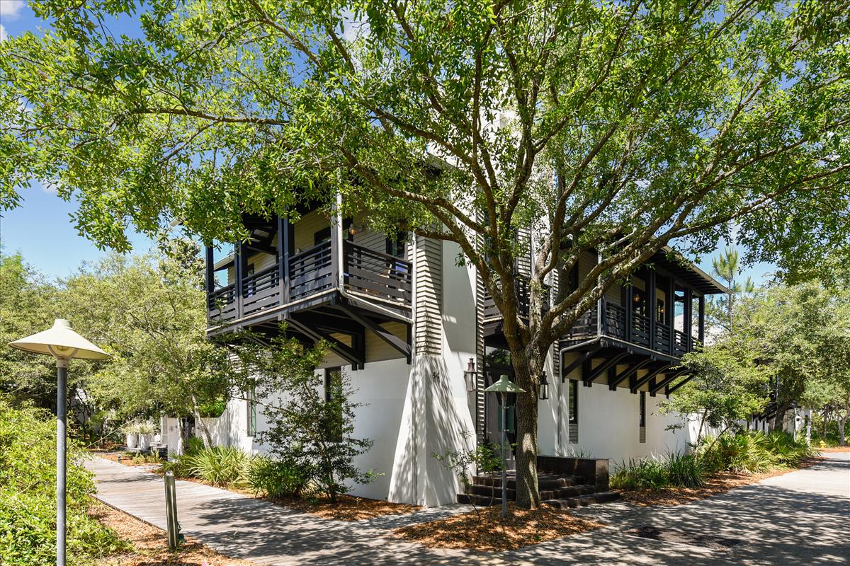 deals & specials property