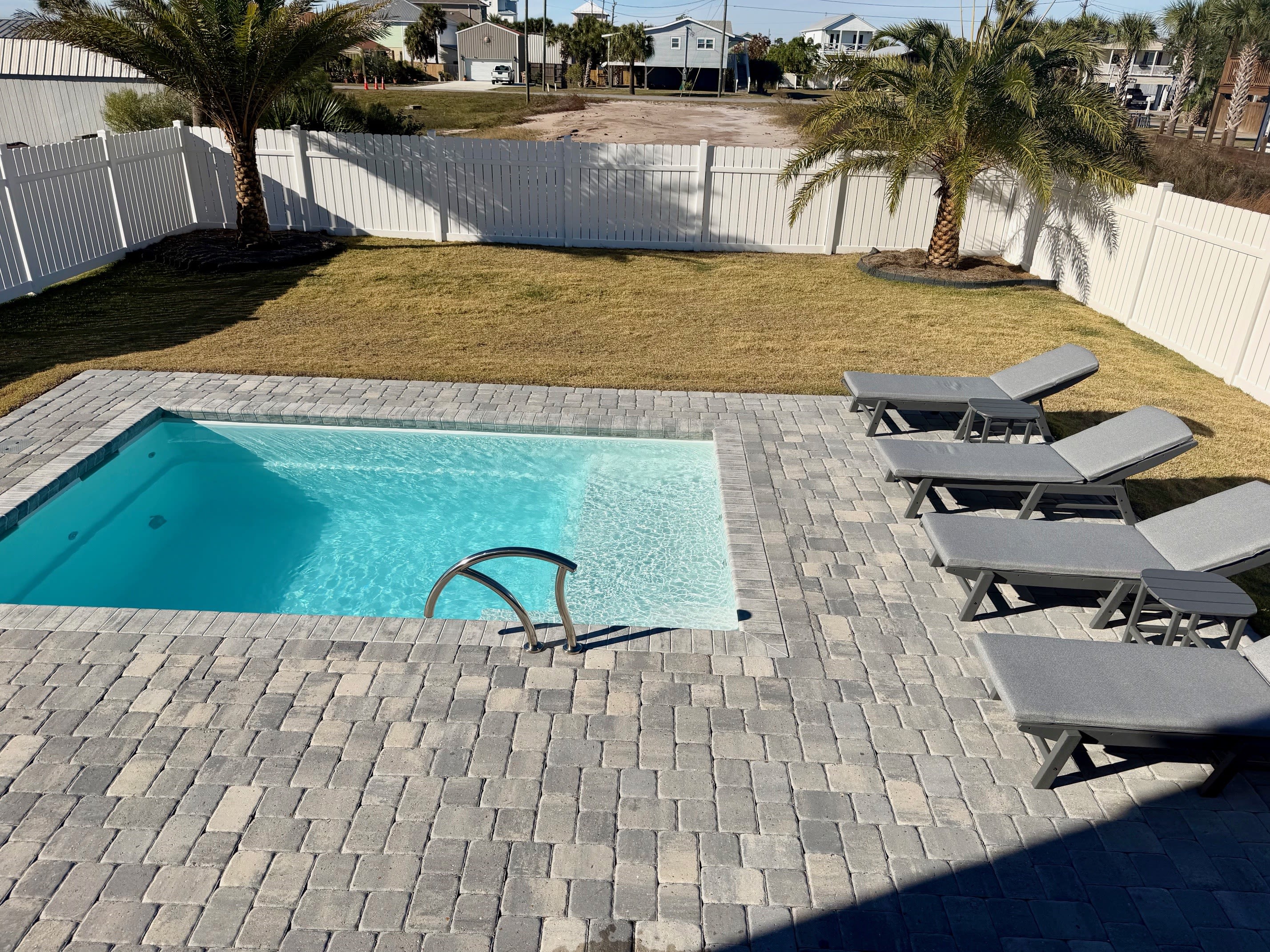 private pool with outdoor shower and toilet!