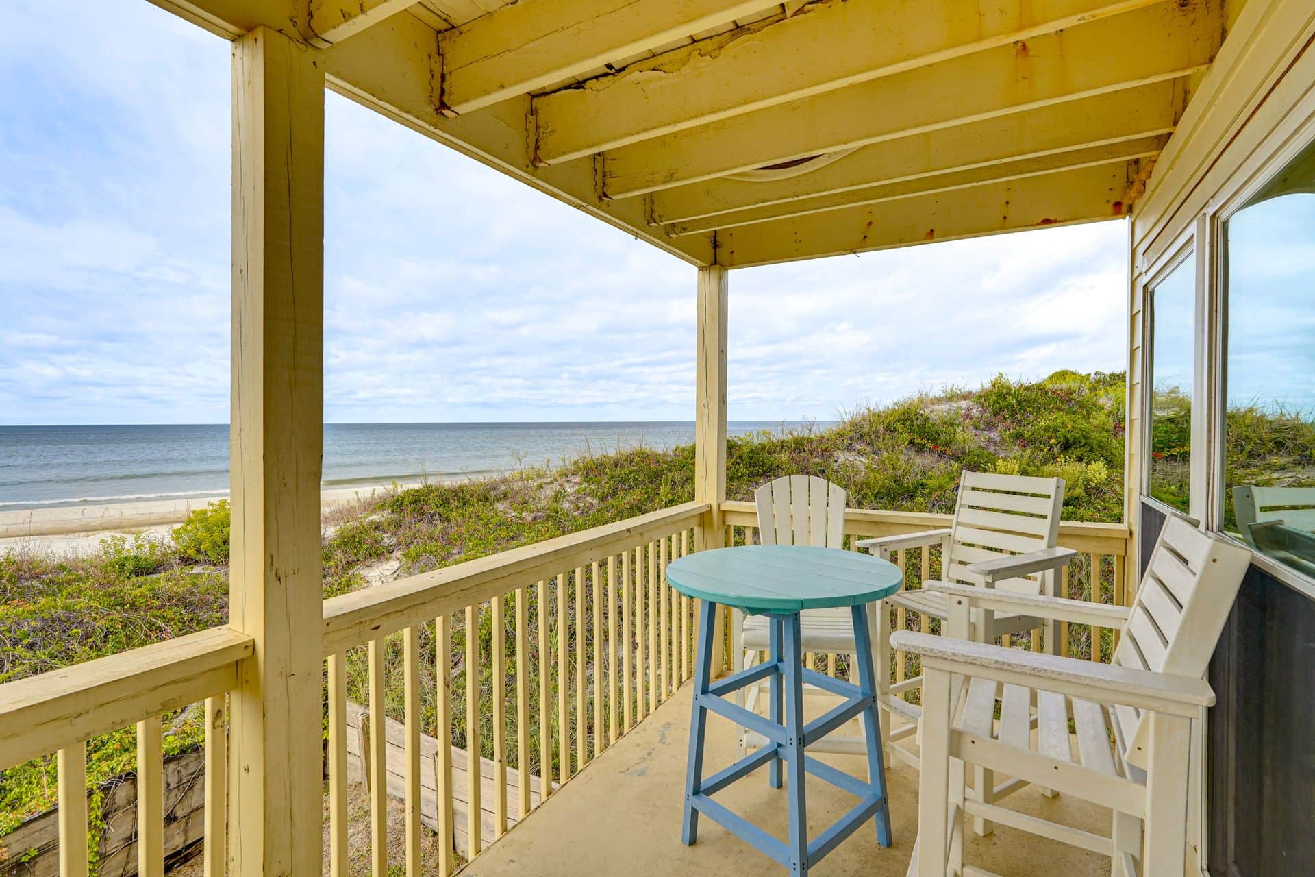 Look at the size of the dune! Great spot to enjoy coffee or adult beverage!