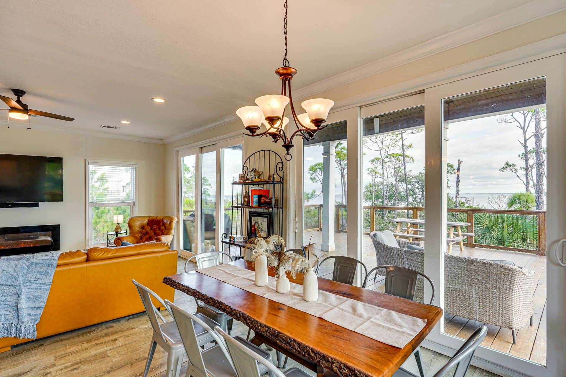 Indoor Dining with a view!