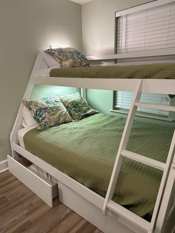 Bunnk Bed