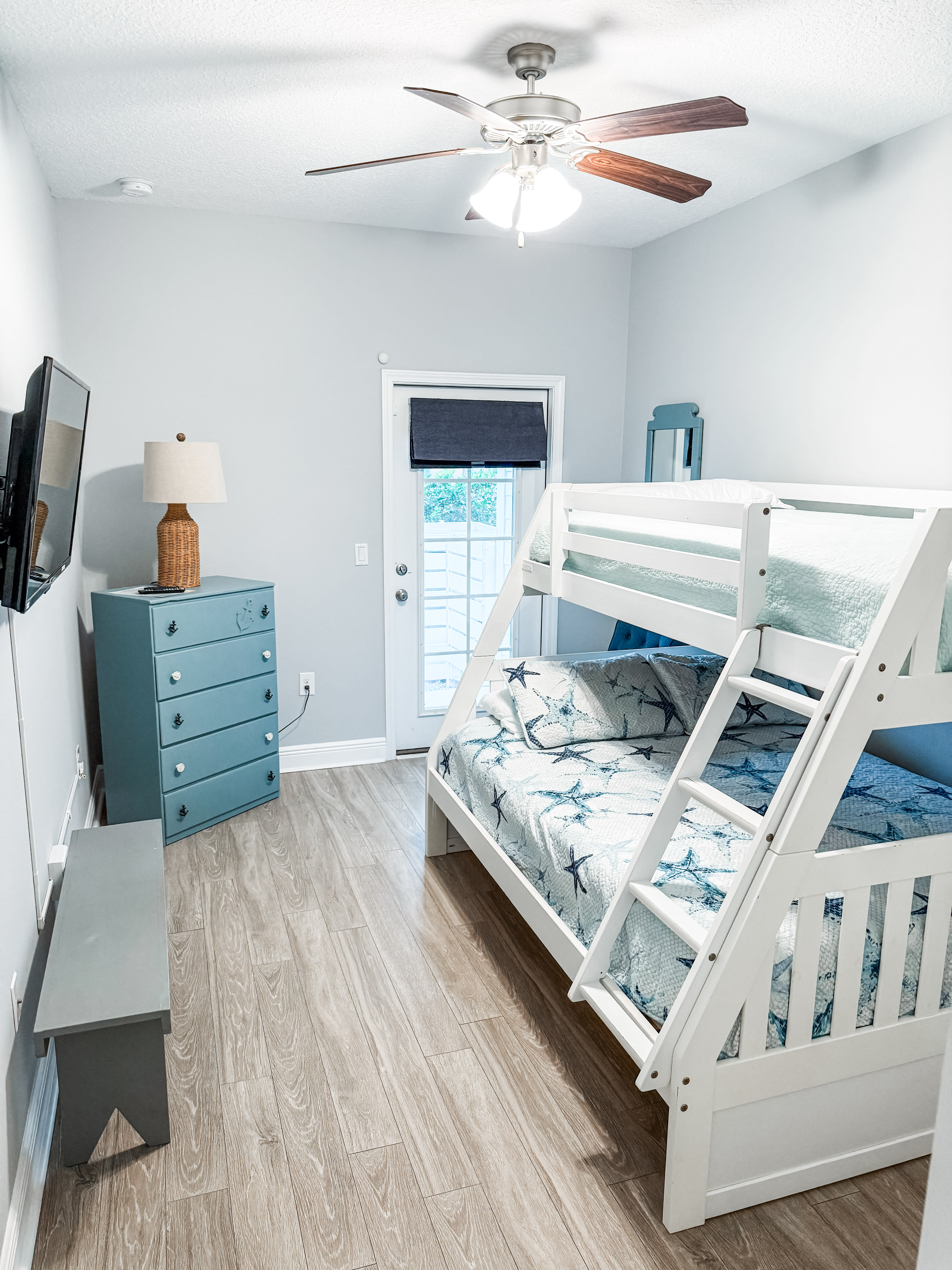 Full Bed + Twin Bunk on Top