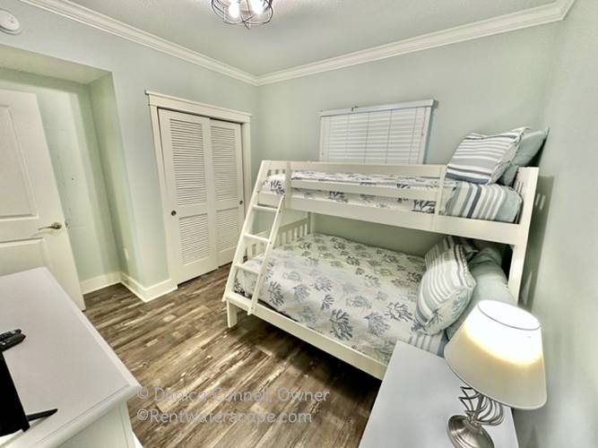 Guest Bedroom, Twin over Full