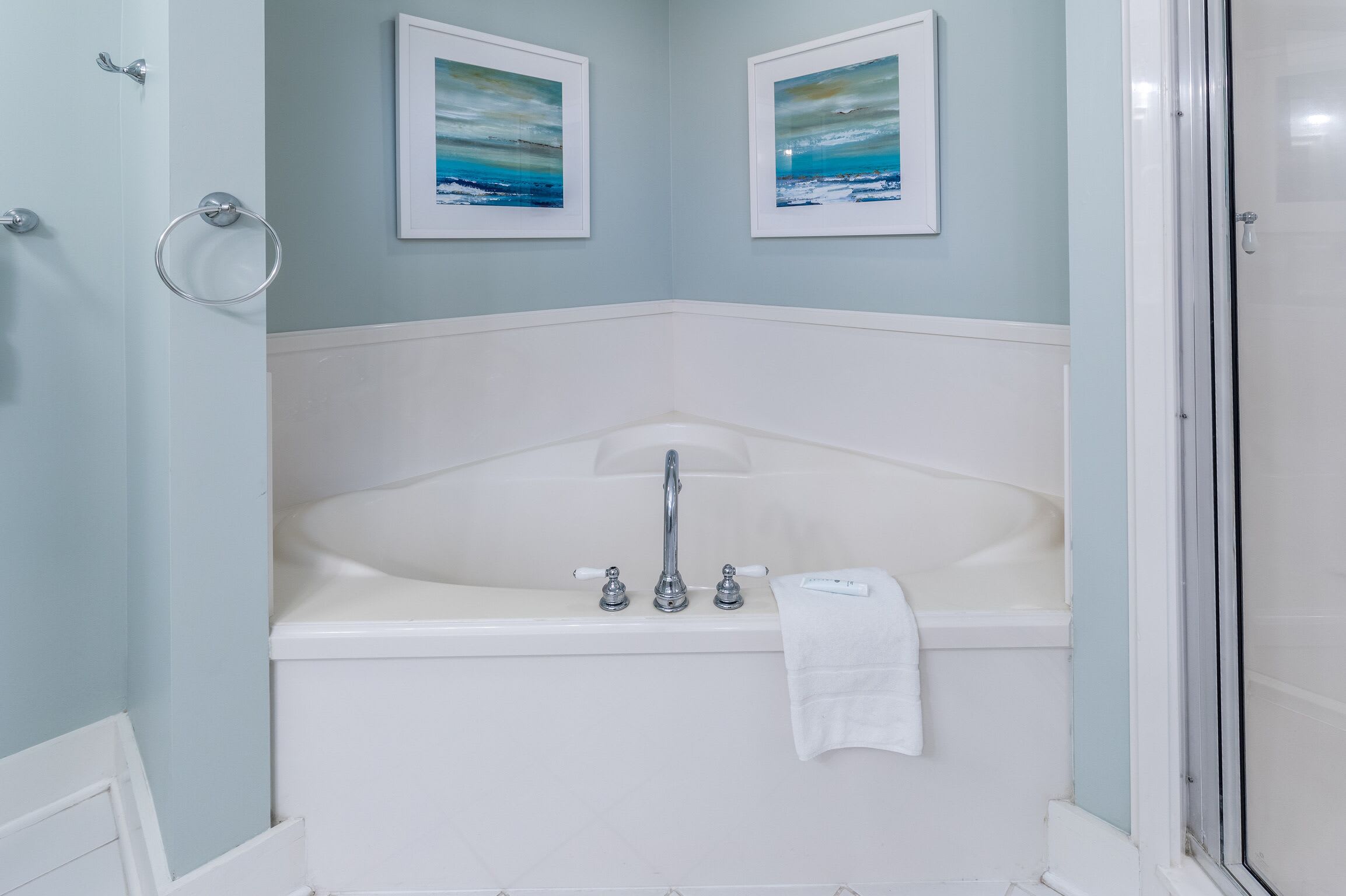 Spa like amenities add the “cherry on top” to your vacation! Spa like amenities add the “cherry on top” to your vacation!