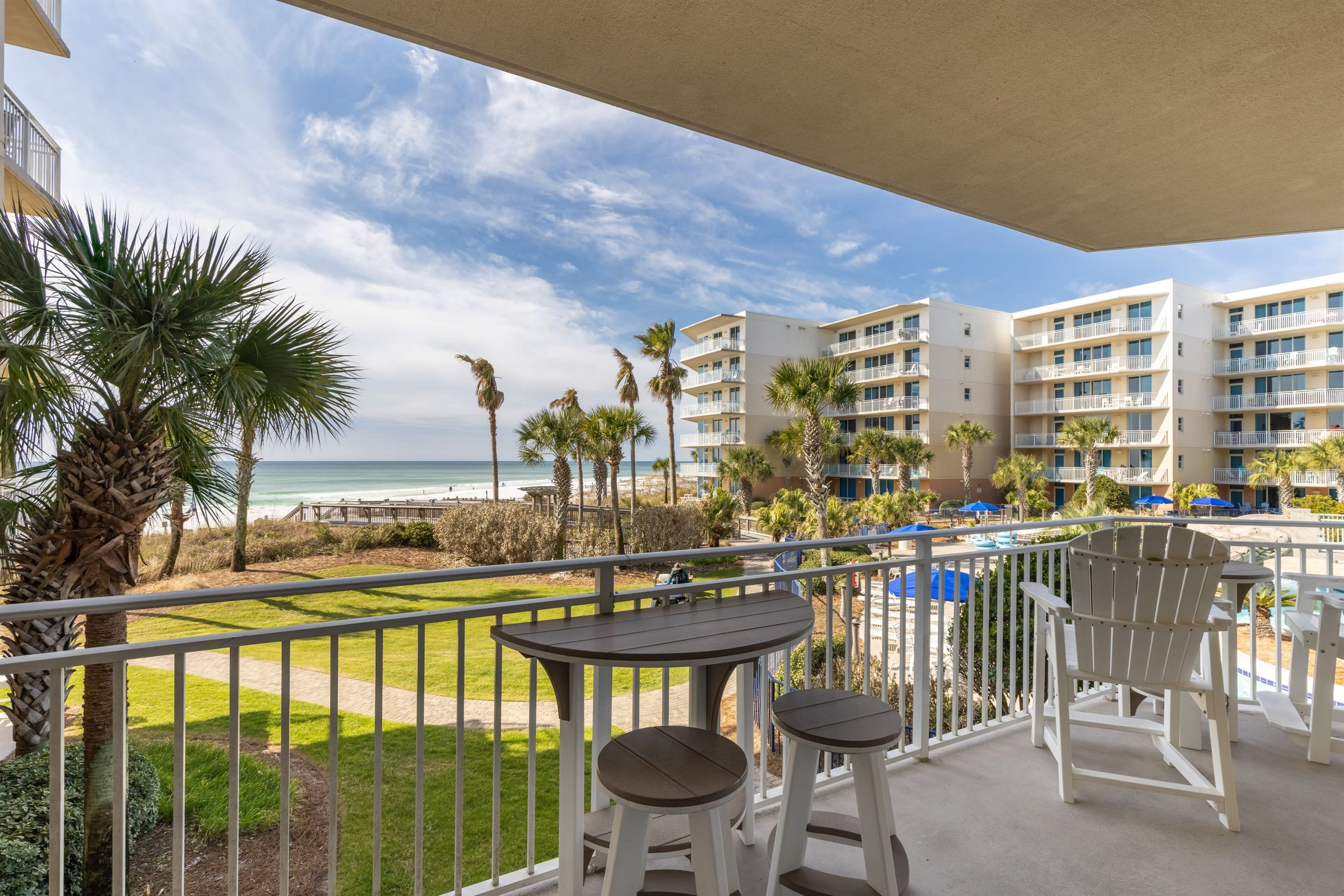 Lounge in the lounge chairs and get some sun while the littlest one takes a nap!