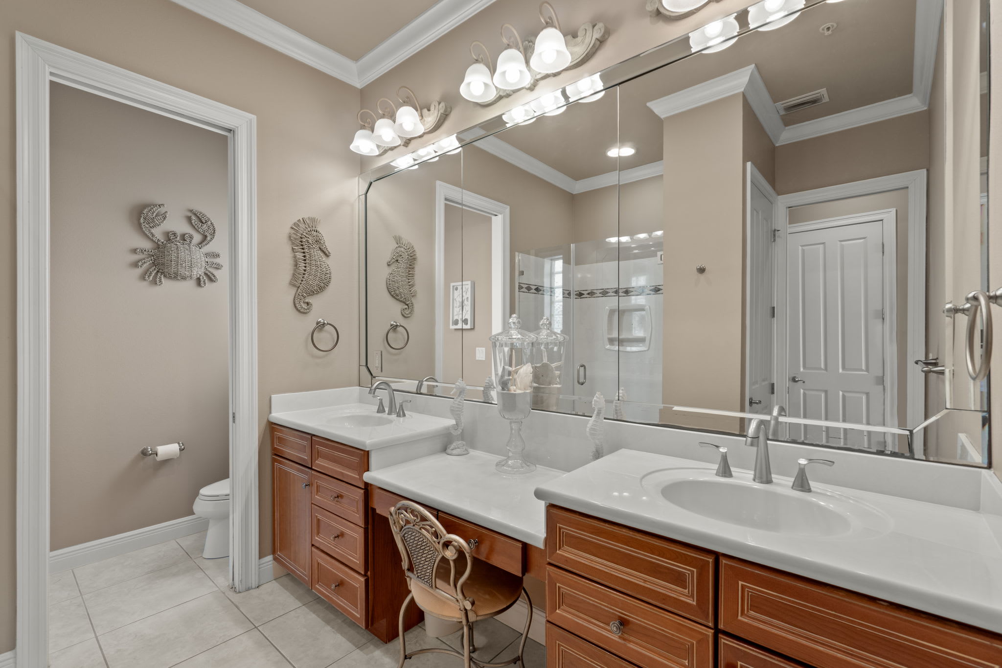 Master Bathroom Master Bathroom