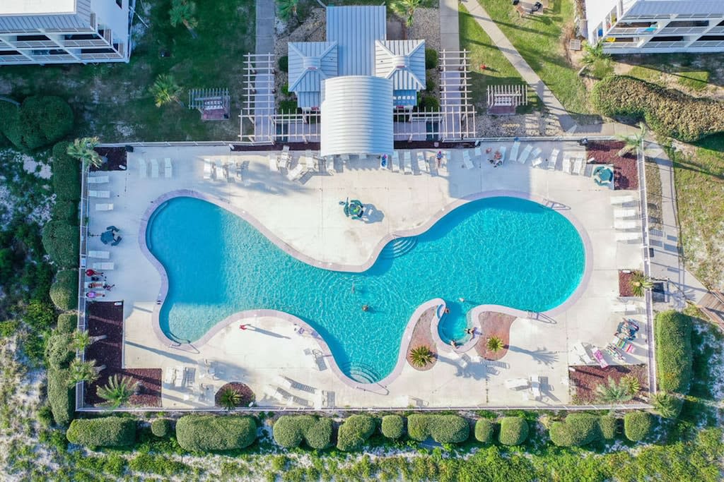 Family Pool with a shallow end for the littles