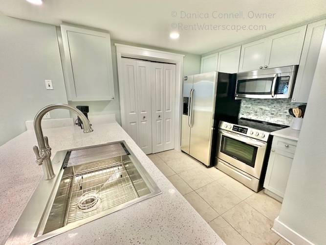 Fully Stocked Kitchen