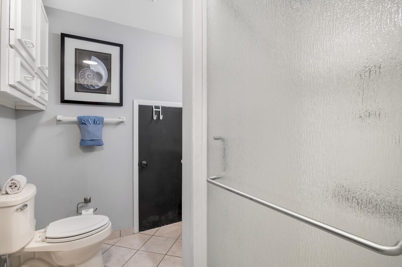 Level 1 bathroom w/ shower