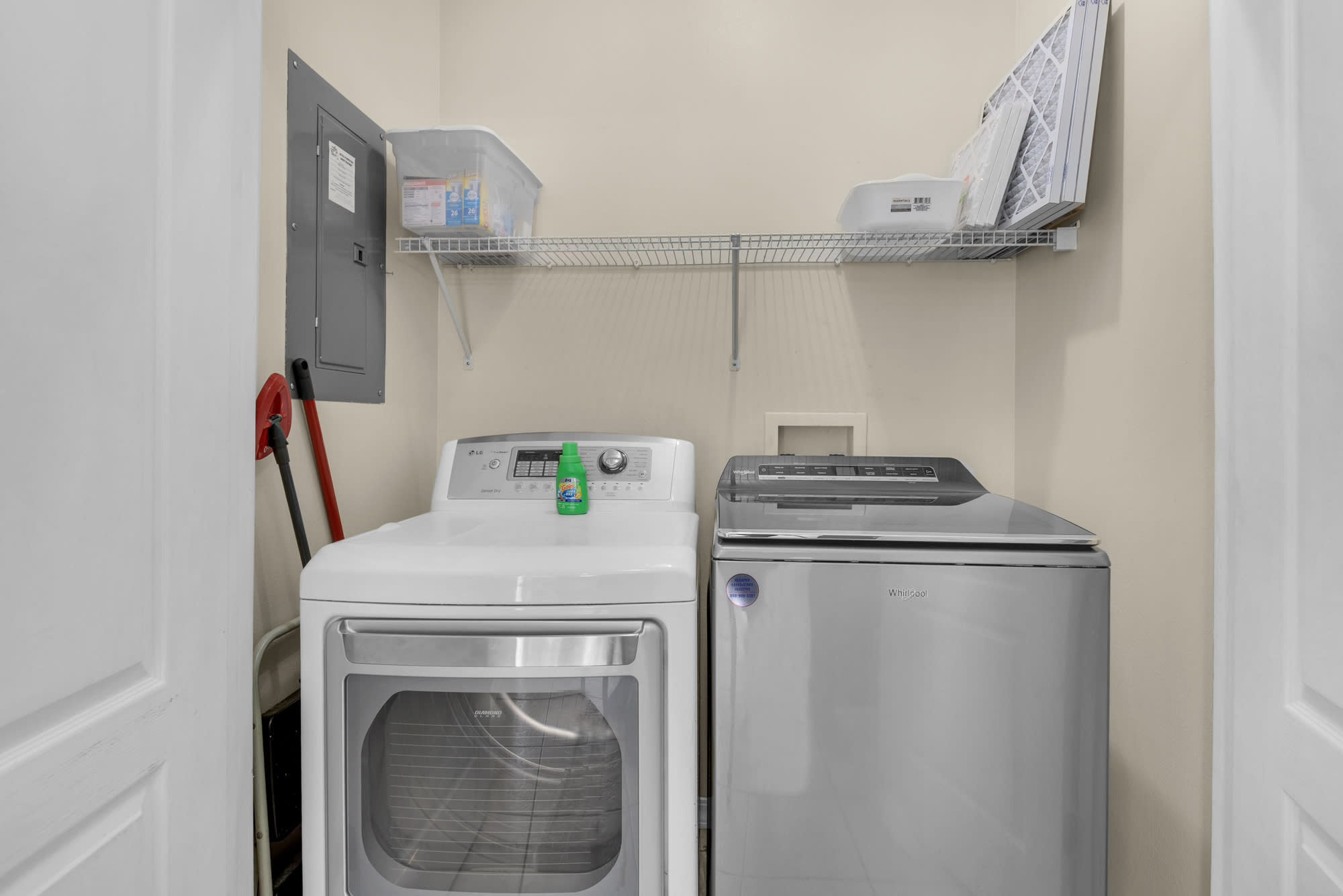 washer and dryer on first floor off kitchen area