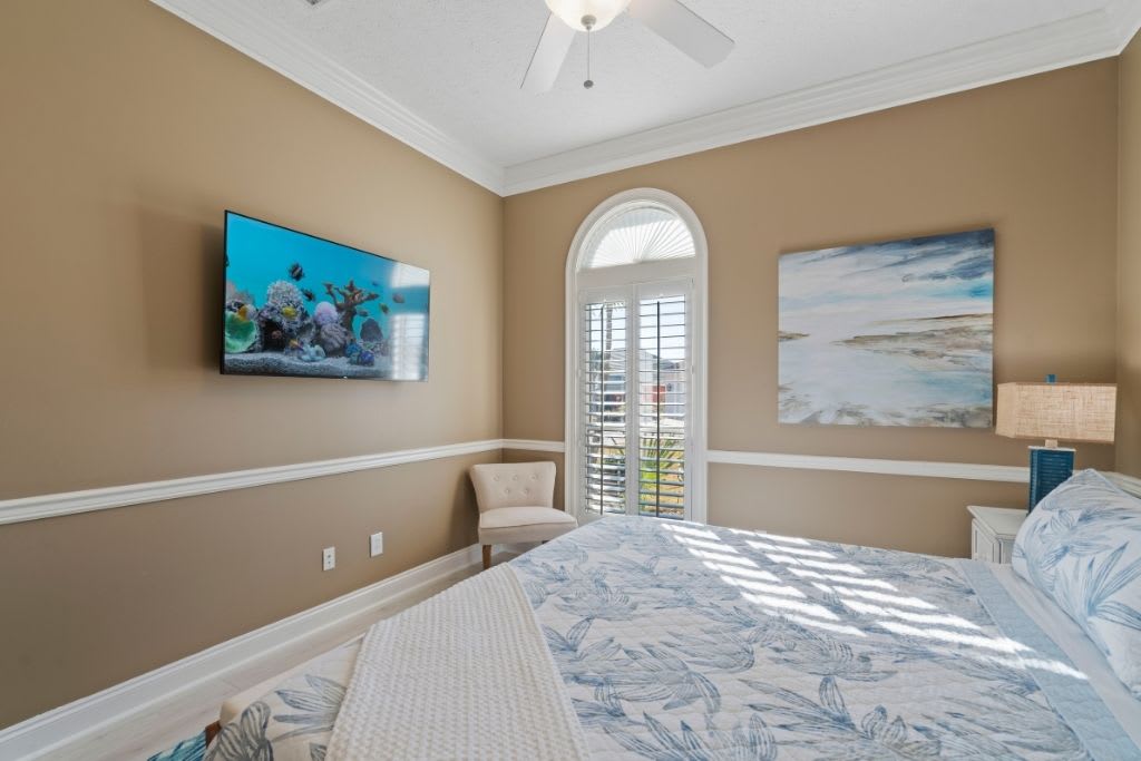 Tommy Bahama Bedding, 100% Cotton Sheets, & Tropical Decor