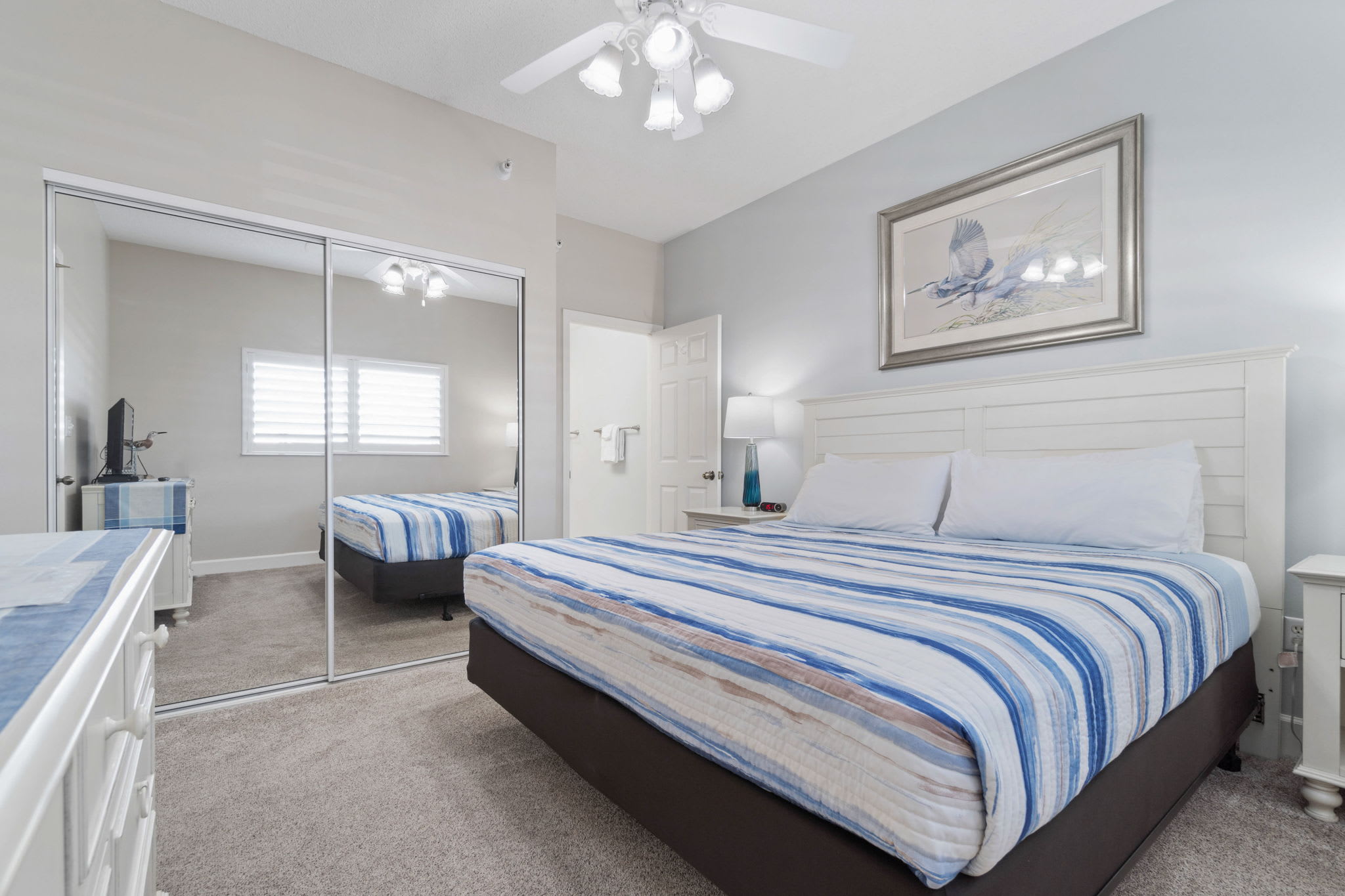 Guest Bedroom 1 (King)