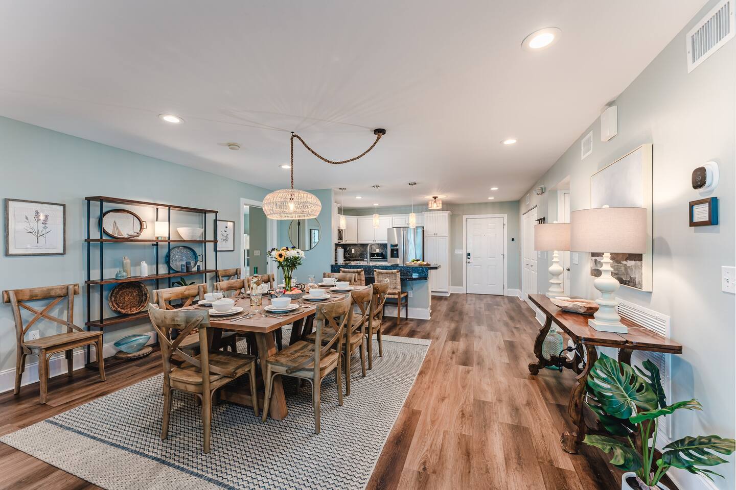 Feel at Home in SeaScape's Open Kitchen and Dining Area
