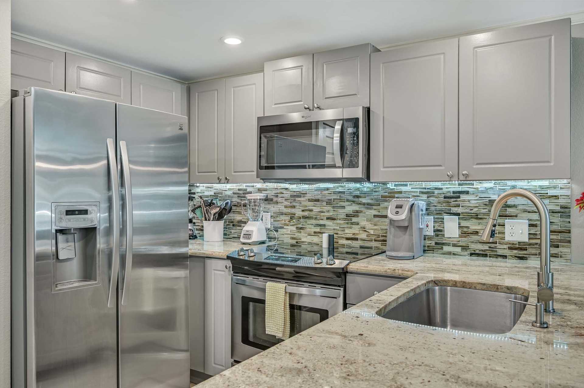 Keurig and Drip Options - Start your mornings
right with both coffee makers, plus a spacious
fridge and microwave for easy snacks