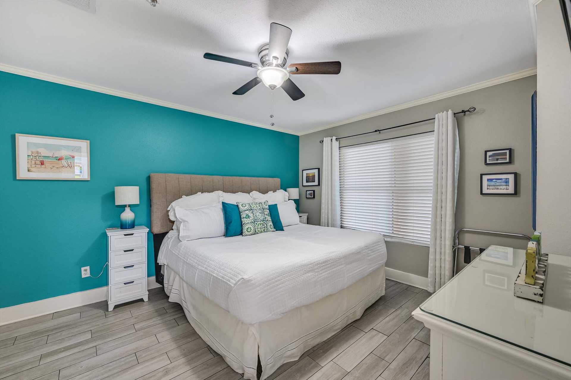 Second King Bedroom - Perfect for couples or
multi-gen families, with a calming palette and plush
bedding for a restful night.