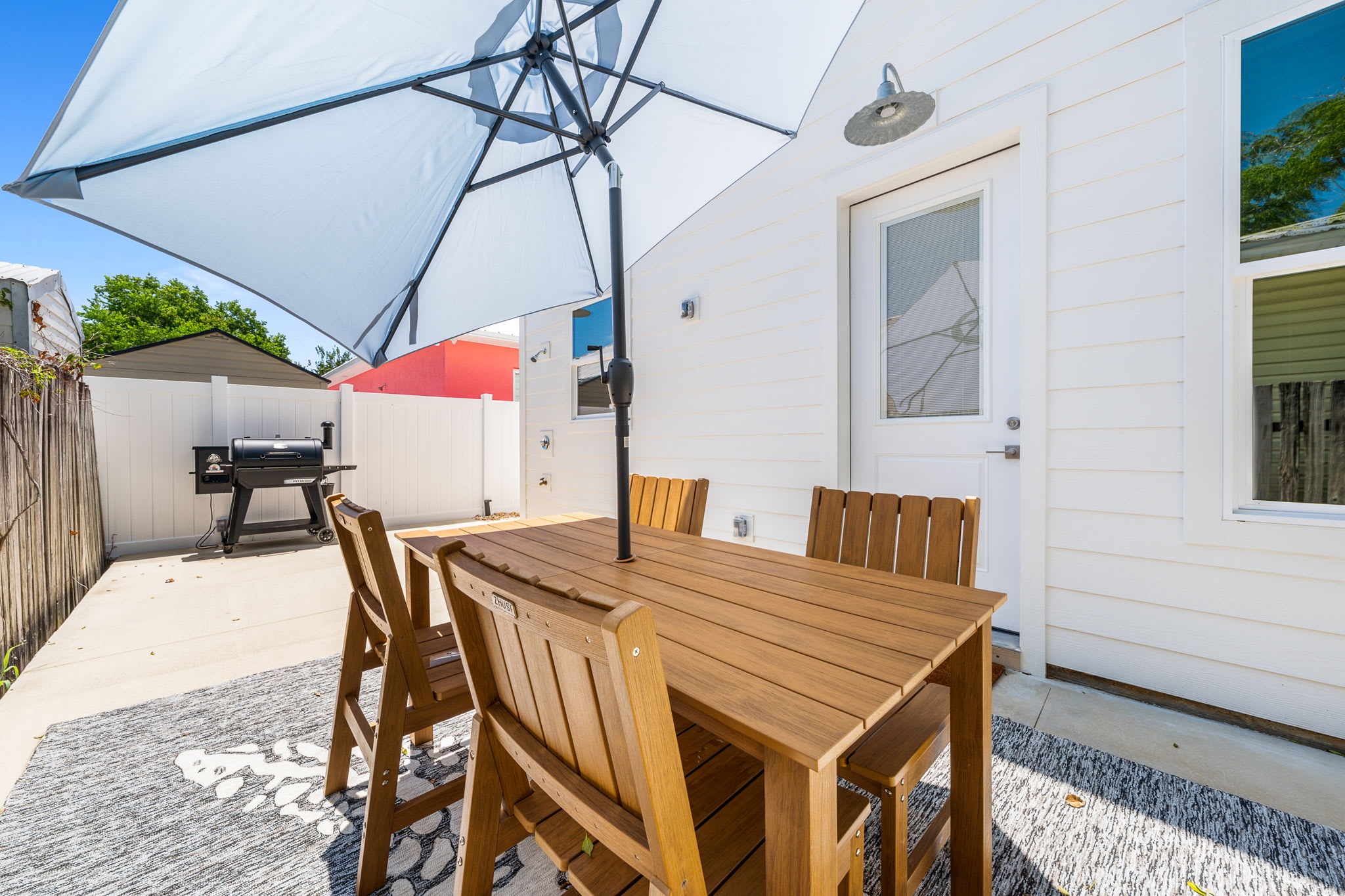 Take a break from fantastic local restaurants and dine in the private outdoors.