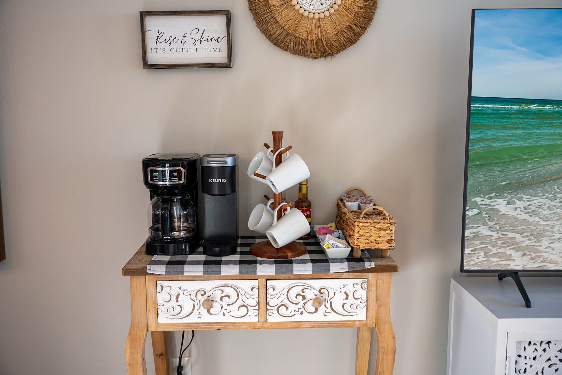 Wake up to your perfect cup — starter set of pods, syrups, creamers & more!