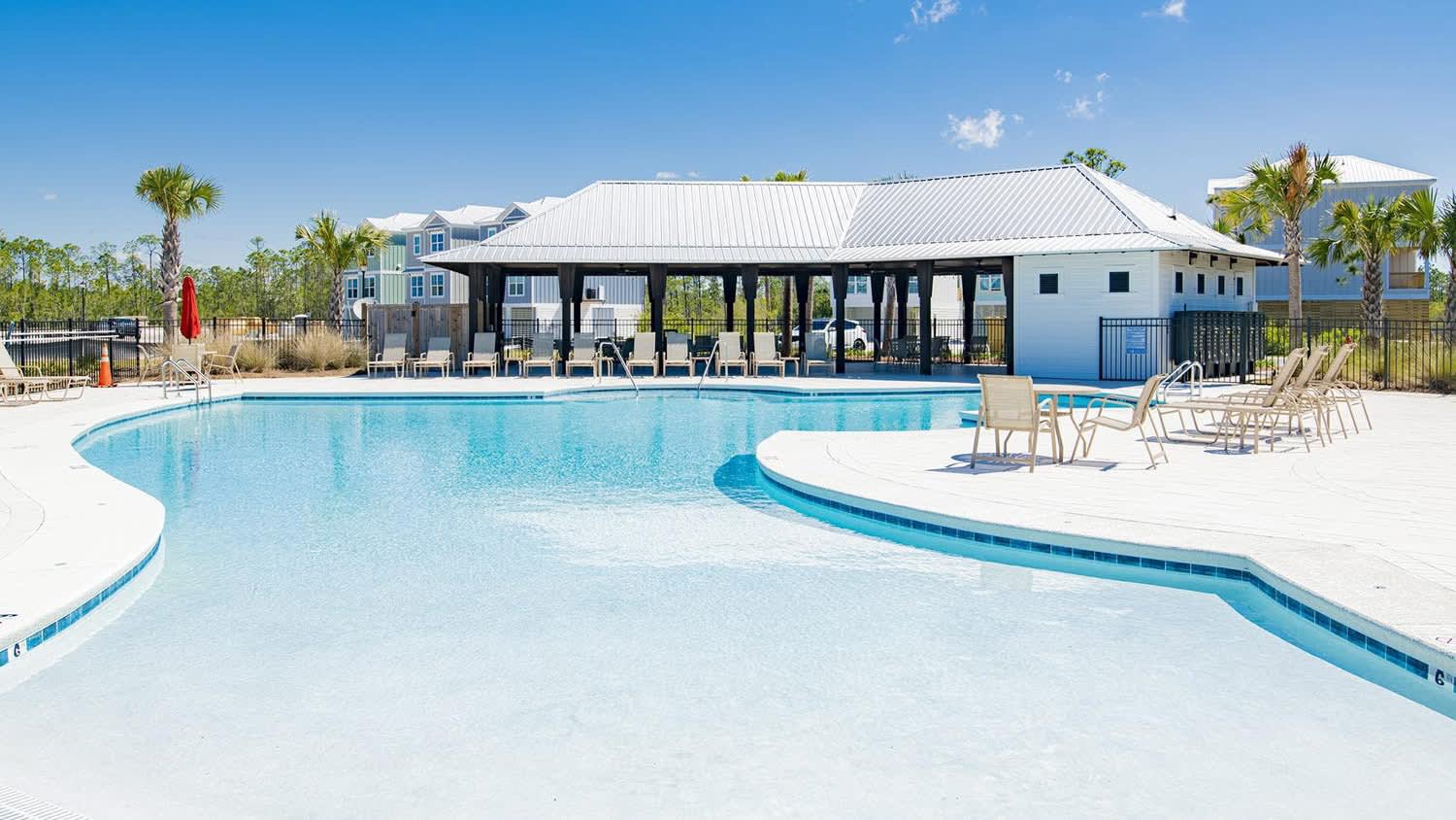 The Community Pool features a wonderful zero-entry area, many lounge chairs for the whole family to enjoy, and a beautiful pavilion to enjoy a snack or lunch and get out of the sun a while.