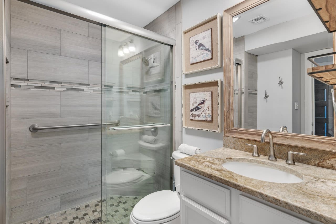 second floor en suite