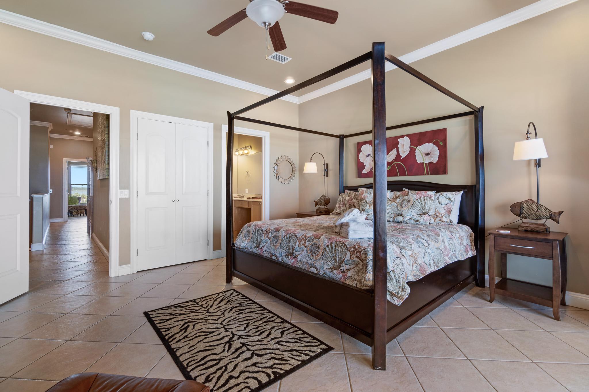 3rd Floor Master Bedroom (King)