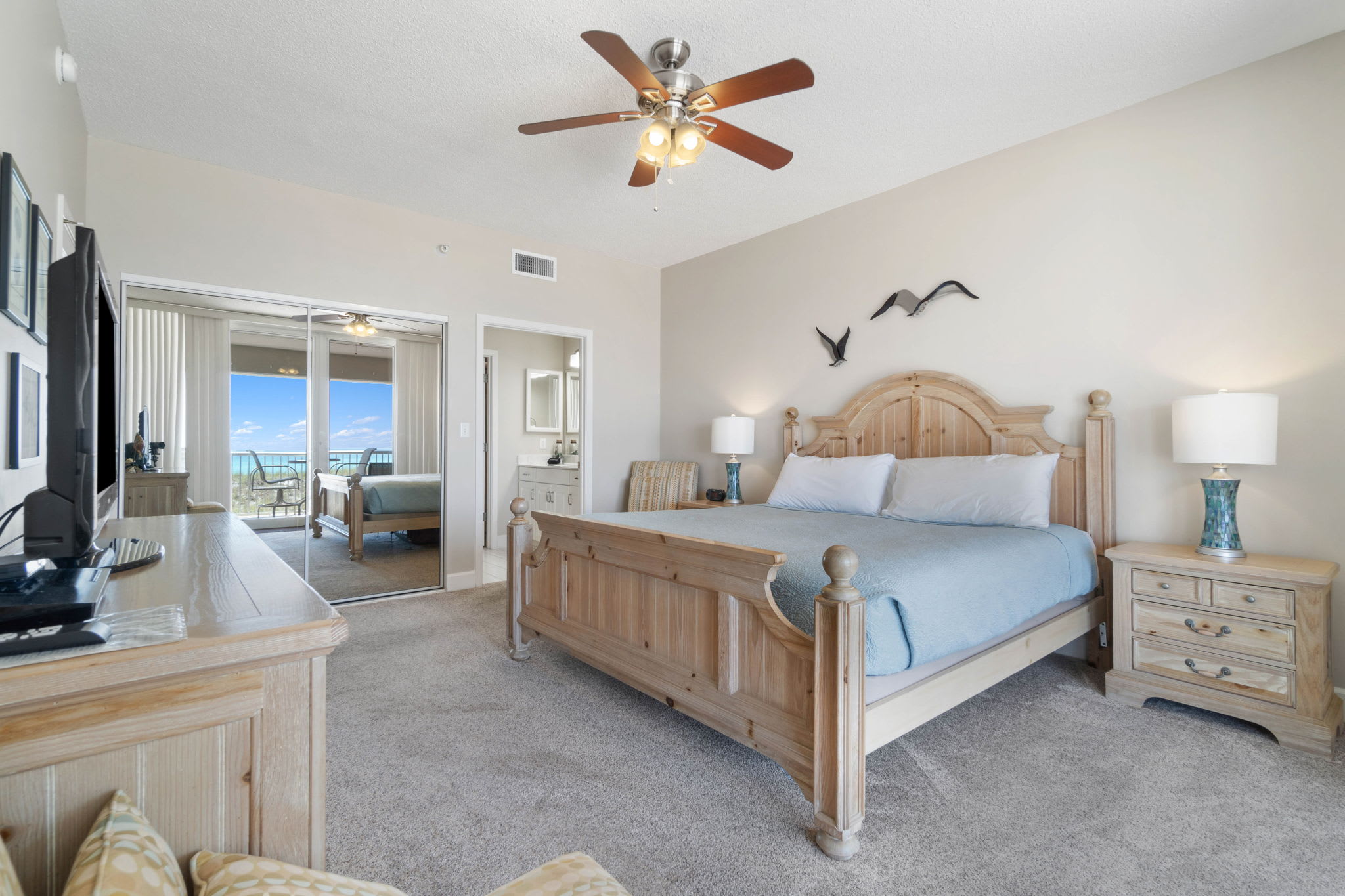 Master Bedroom (King)