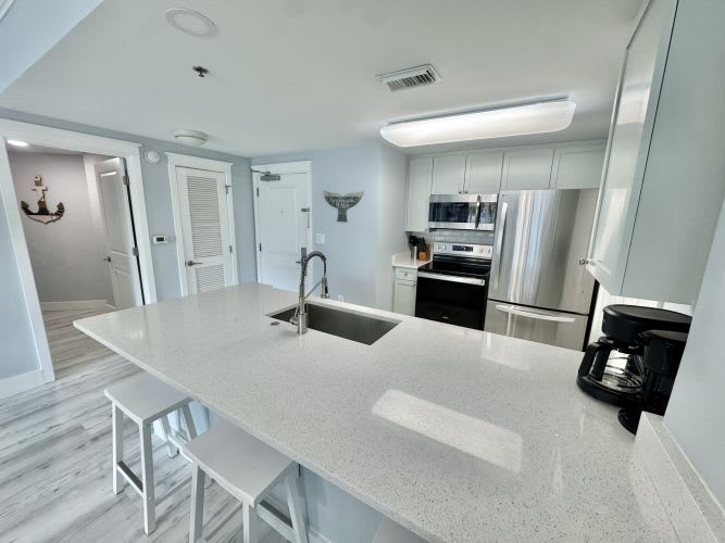 Fully Stocked Kitchen