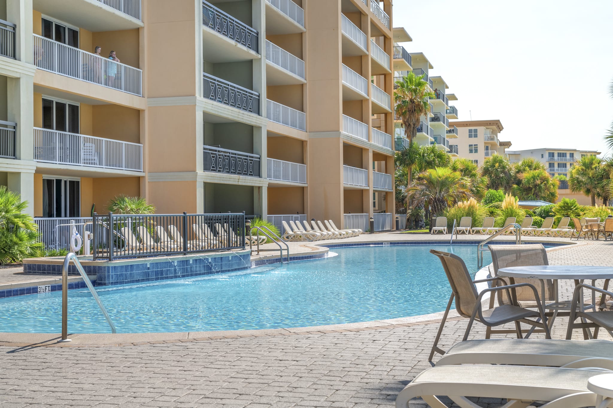 Hot tub and pool right outside our patio! Pool is Heated Seasonally