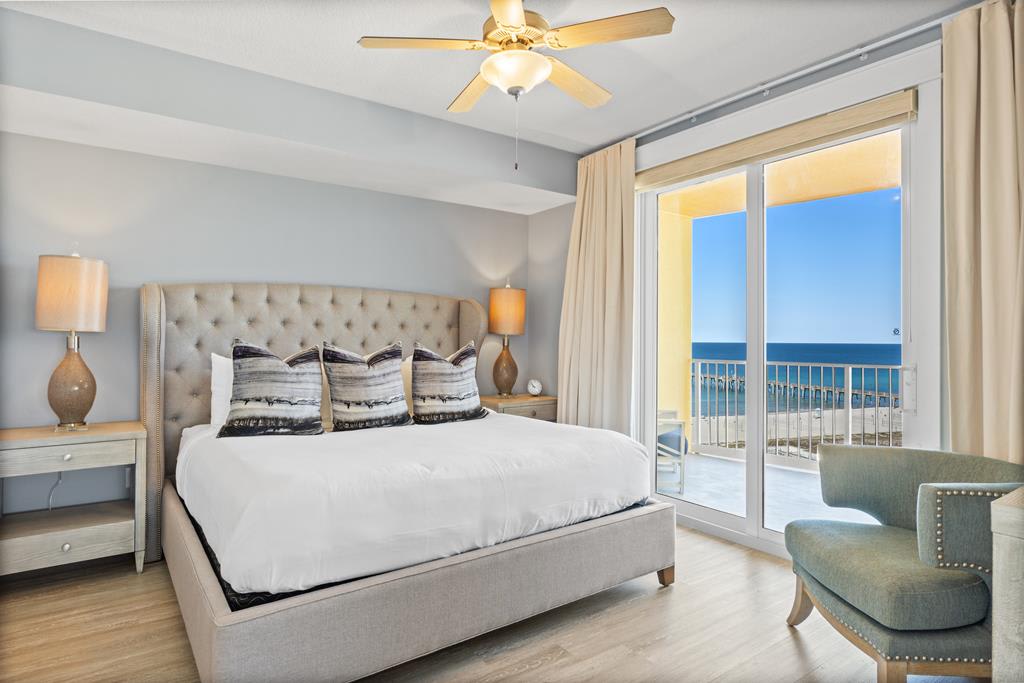 Main Bedroom with King Bed and Gulf Views