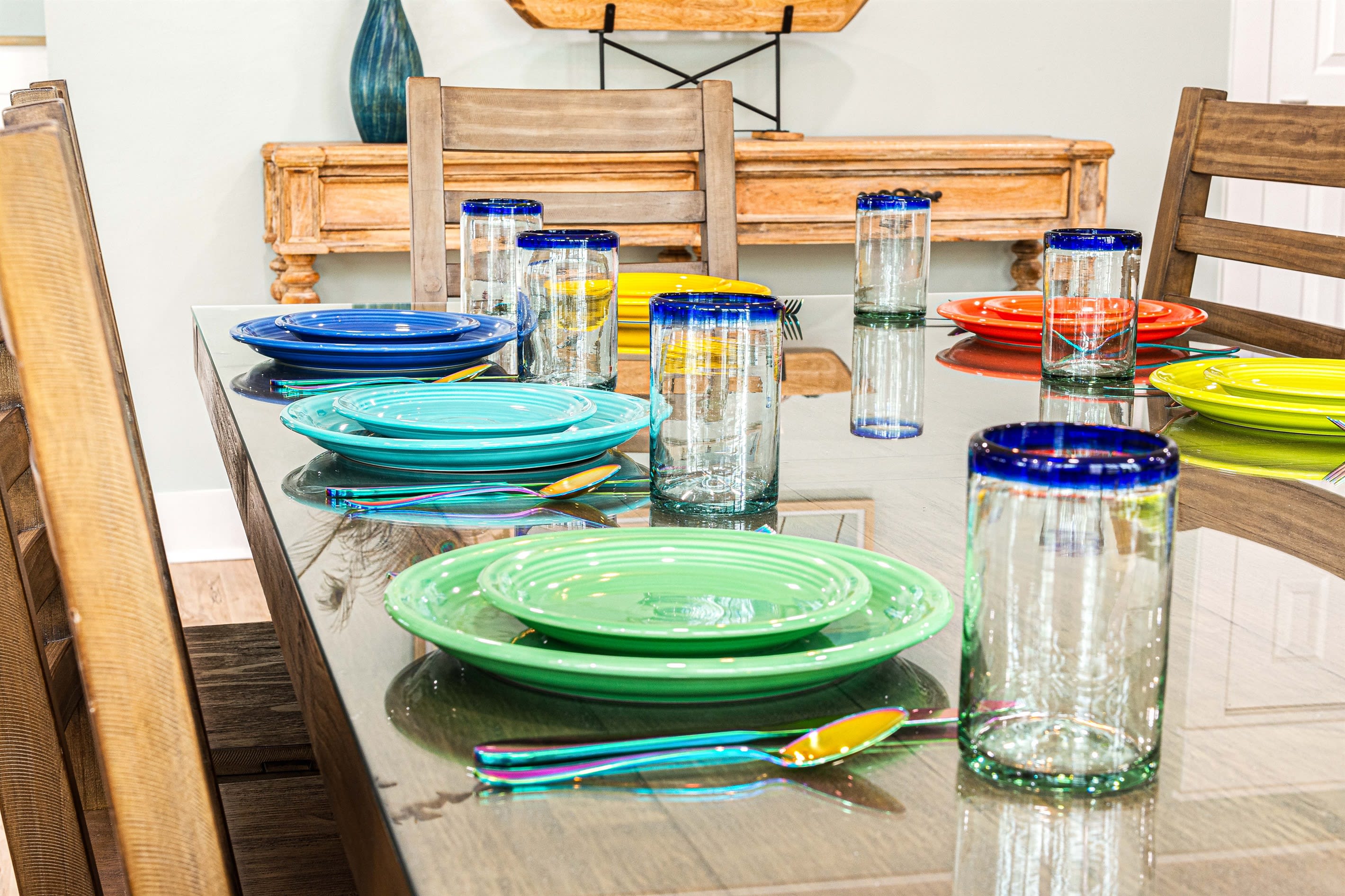 Colorful Plates for a Splash!