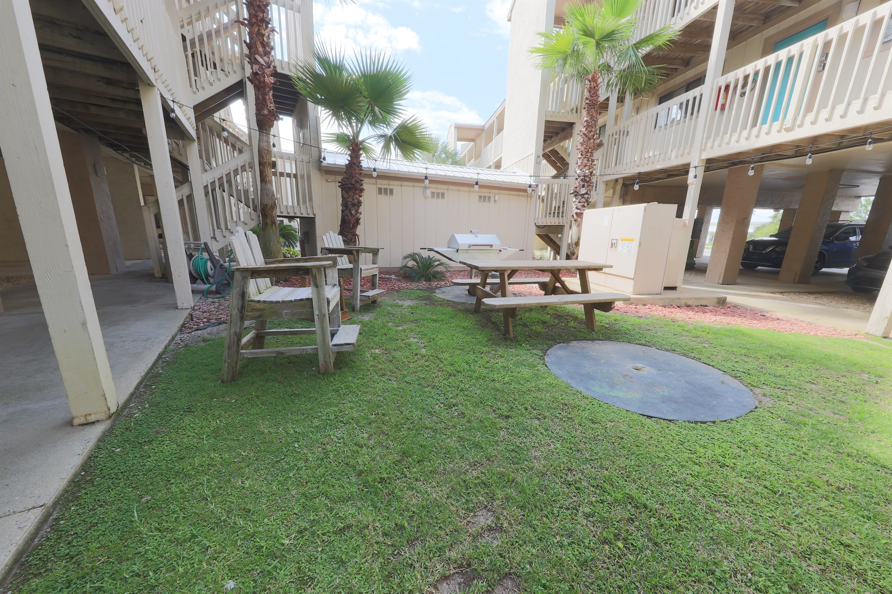 Grilling/Picnic Area