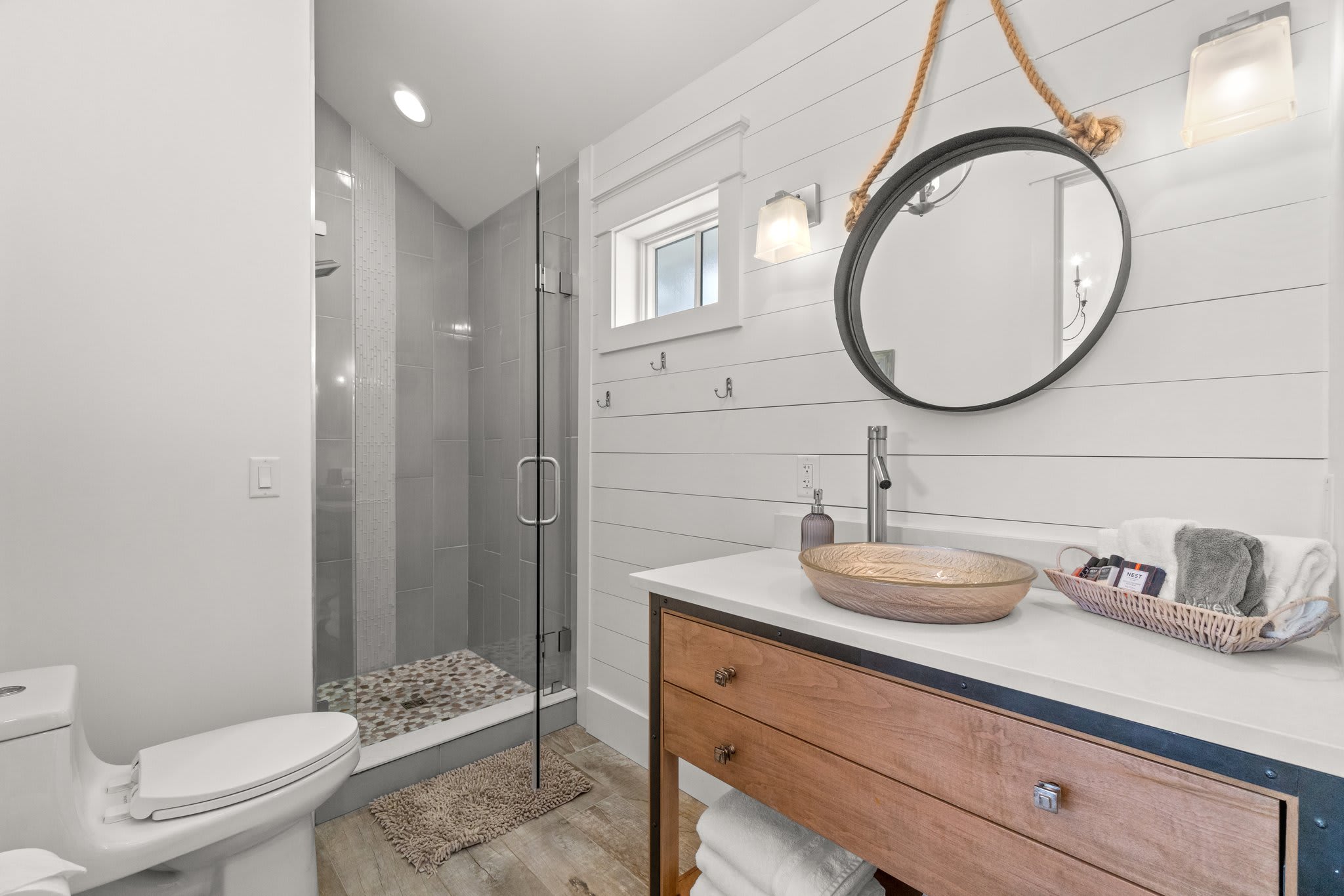 Guesthouse Full Bath