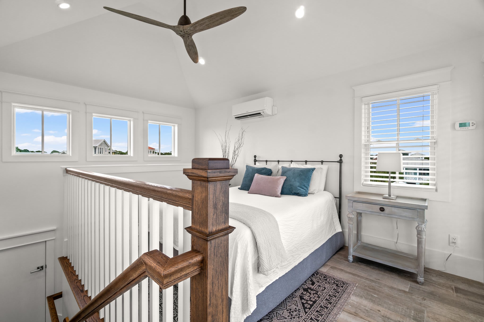 Tower Queen Bed (counted as 7th bedroom)