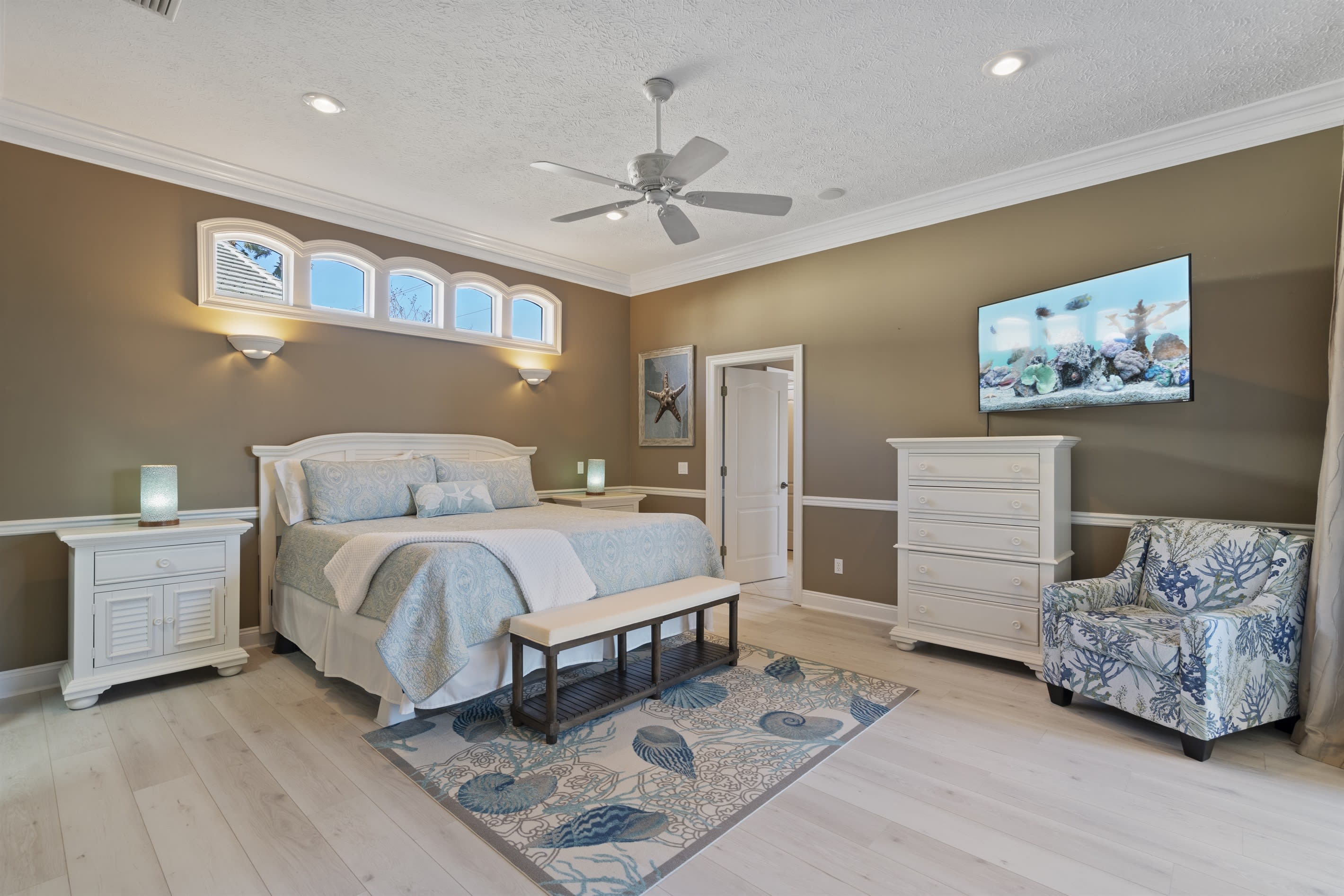 Large King Master Suite