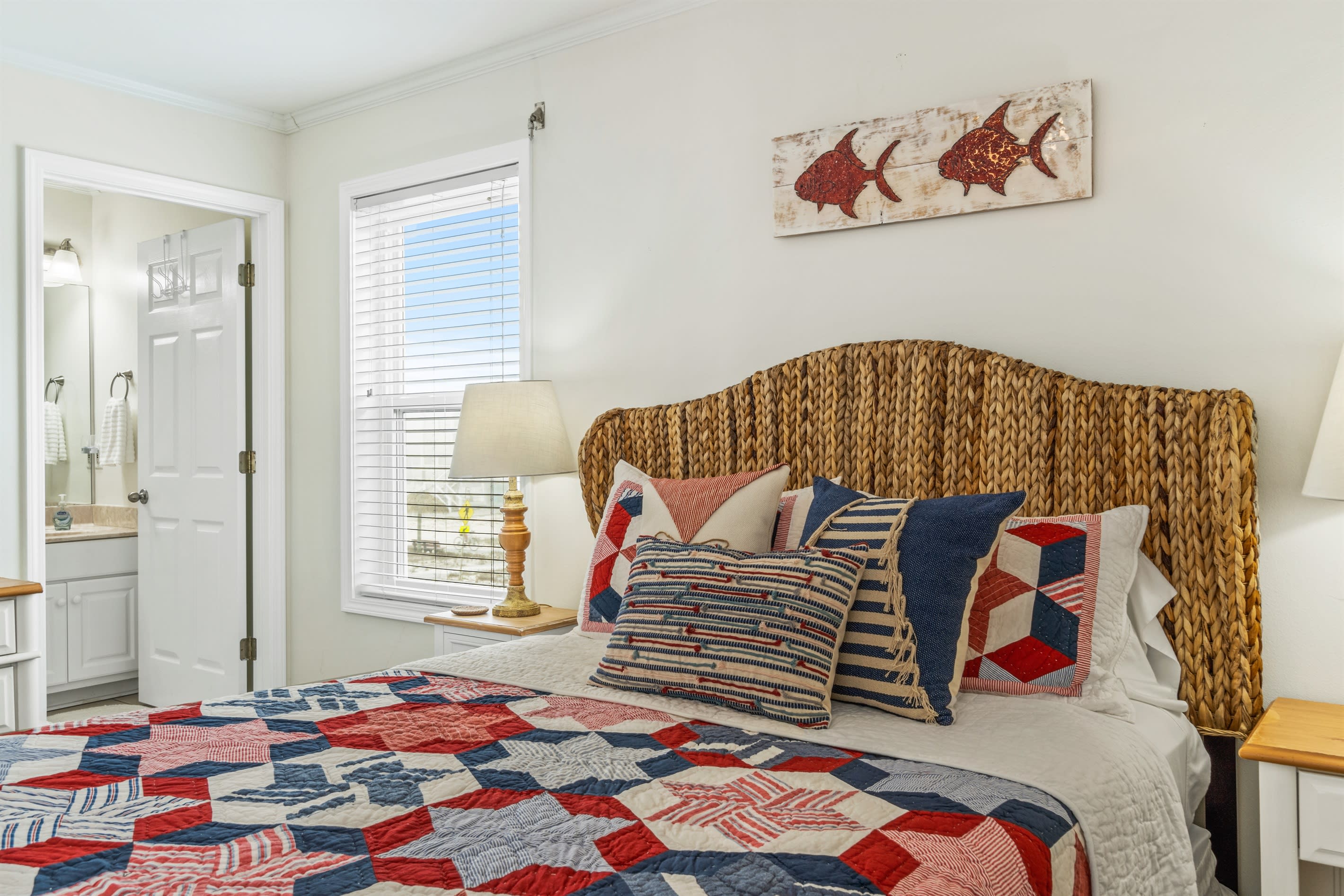 Guest Bedroom 1 (Queen)