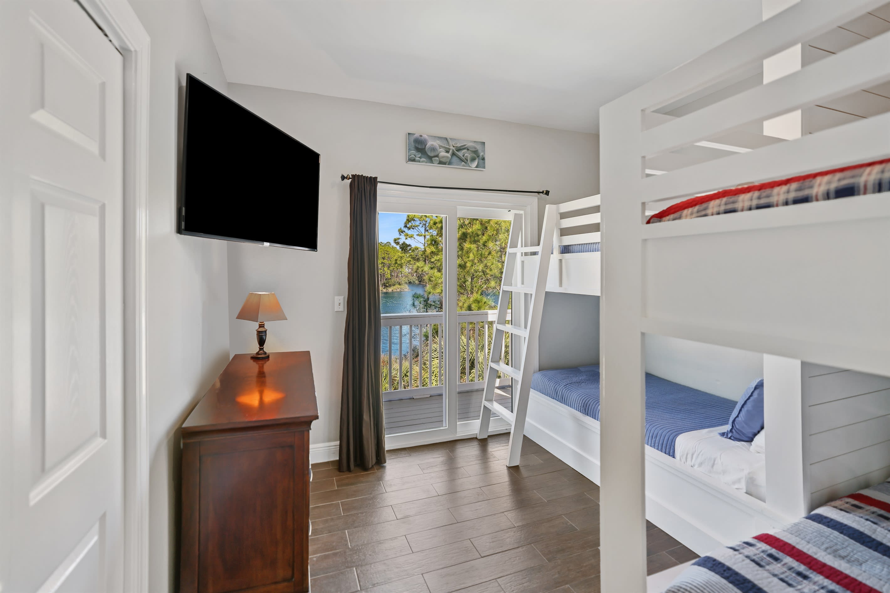 Bunk Room - Queen over Queen AND Twin over Twin Bunks with great view of lake and private pool.