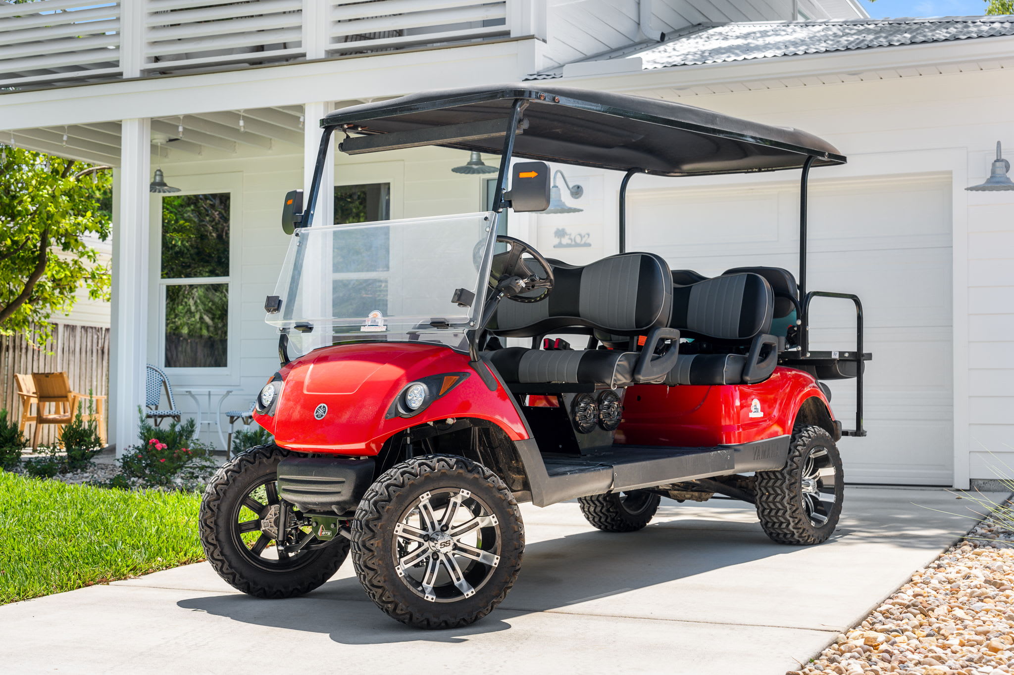 The convenient golf cart is at your complete disposal, allowing you to explore the area and travel to the beach with ease.