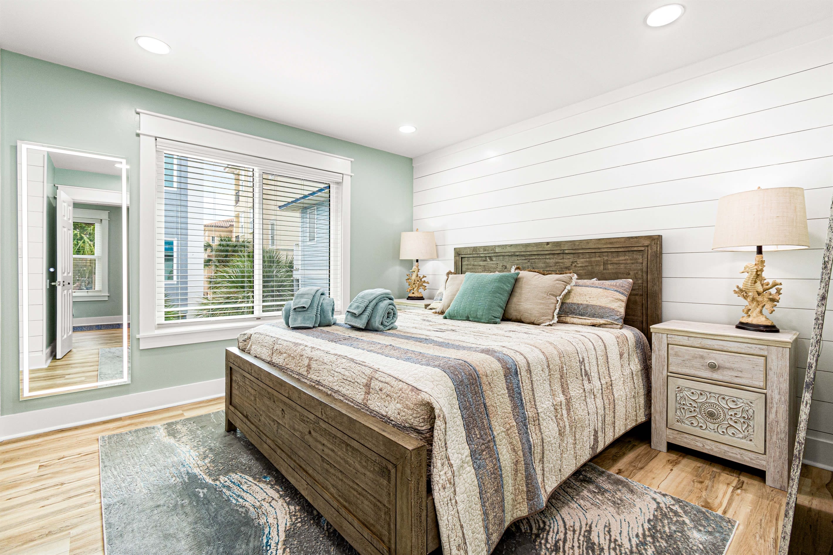 2nd Cal King Bdrm Upstairs