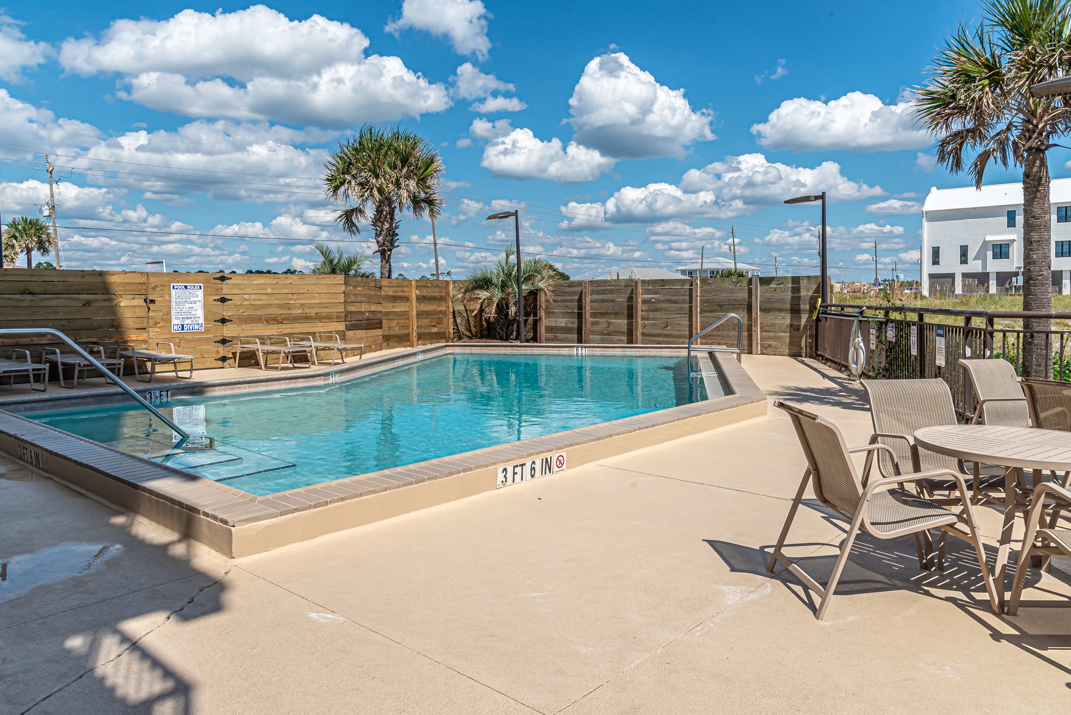Seasonally Heated Swimming Pool