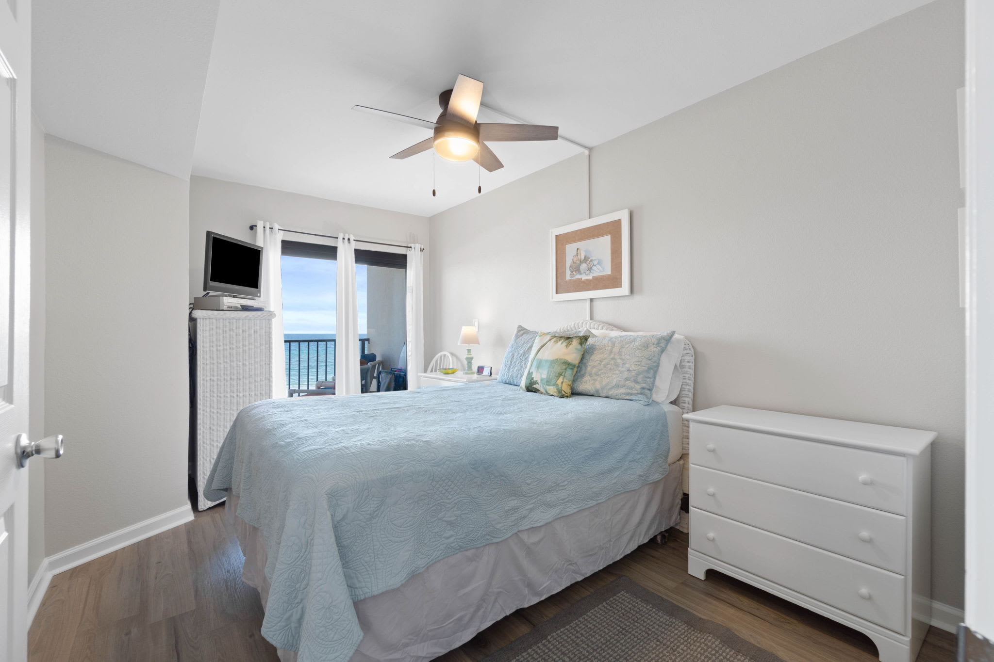 Master Bedroom (King)