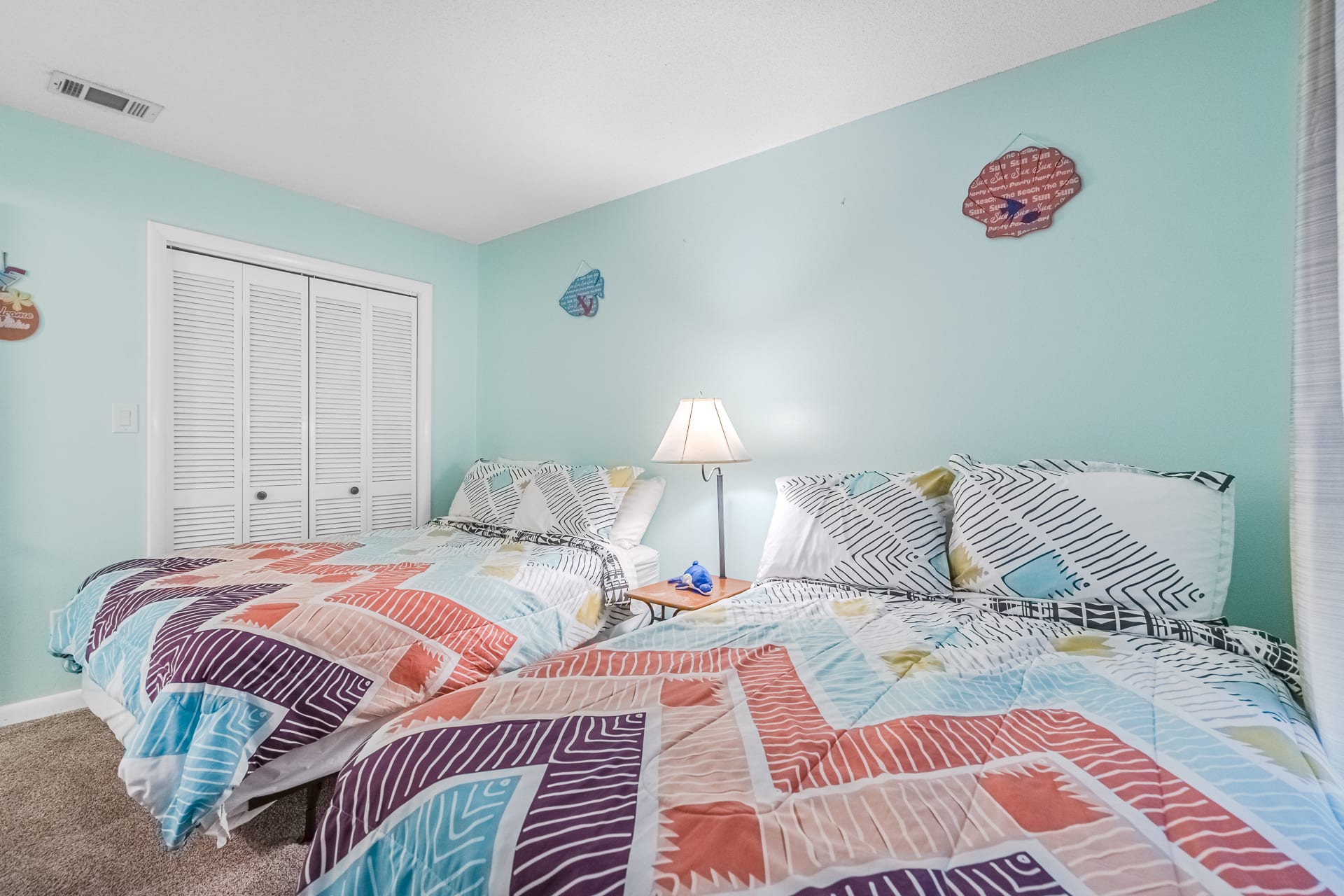 Guest Bedroom (2 Queens)