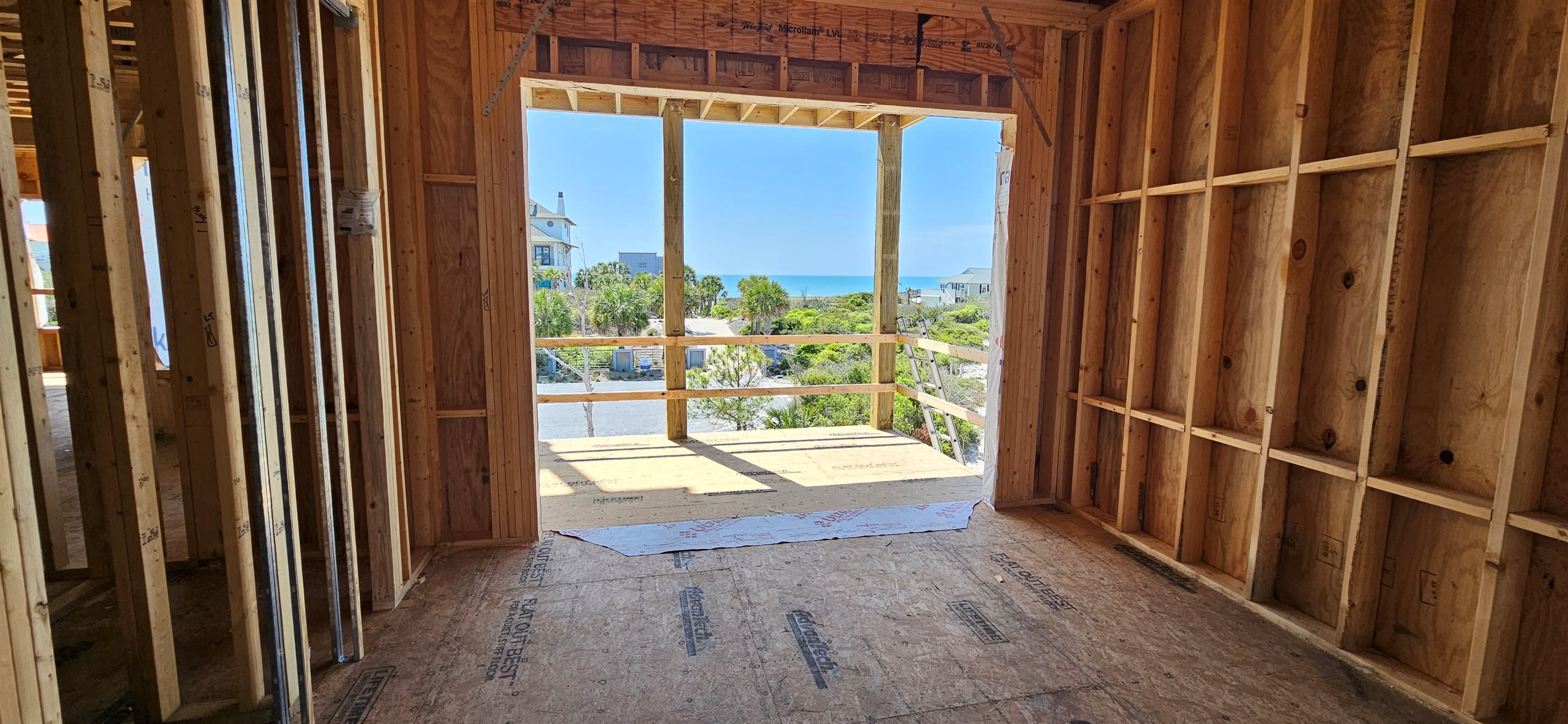 King Ensuite 2 with Private Balcony