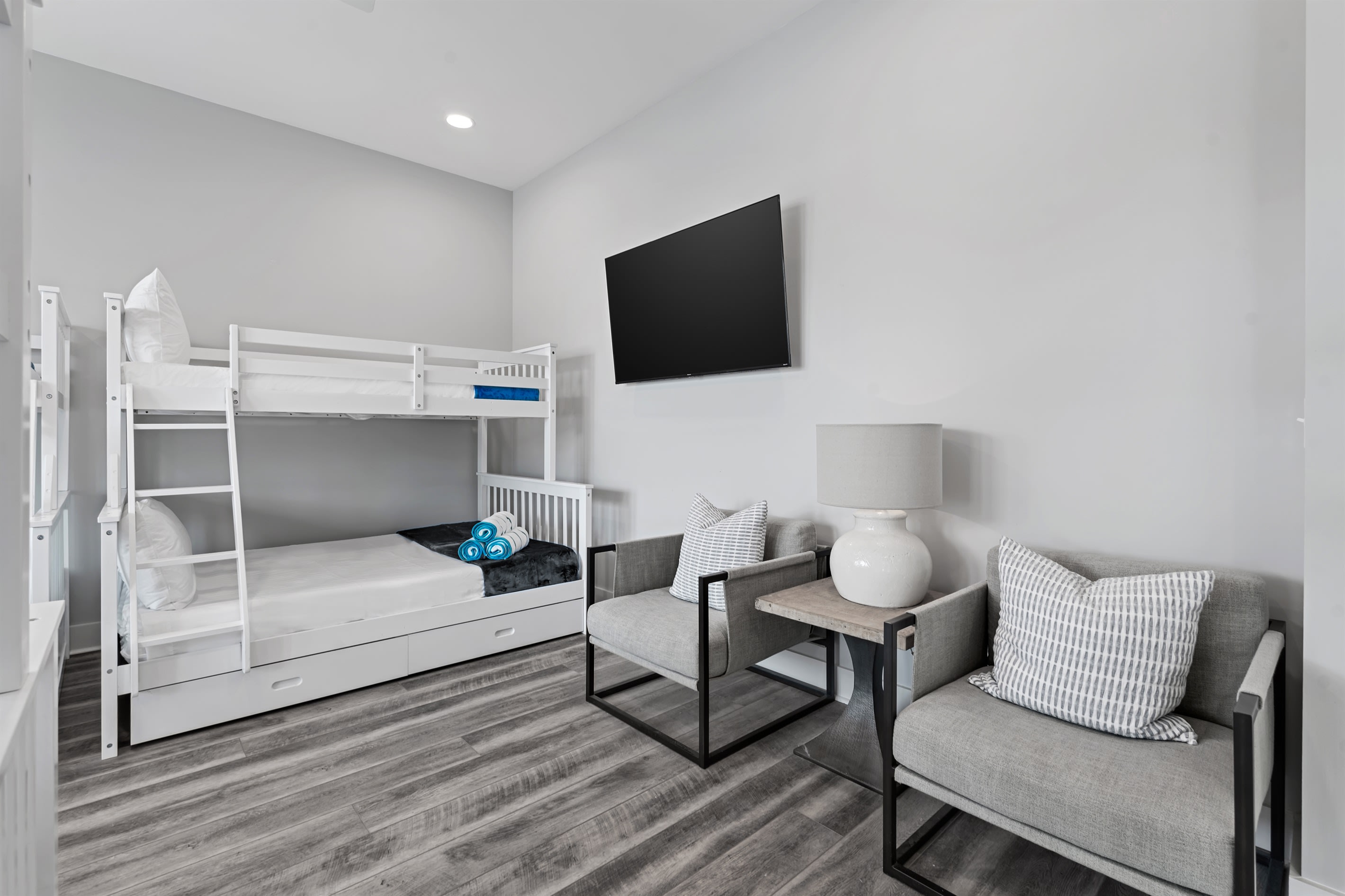 Bunk Room TV and Seating Area