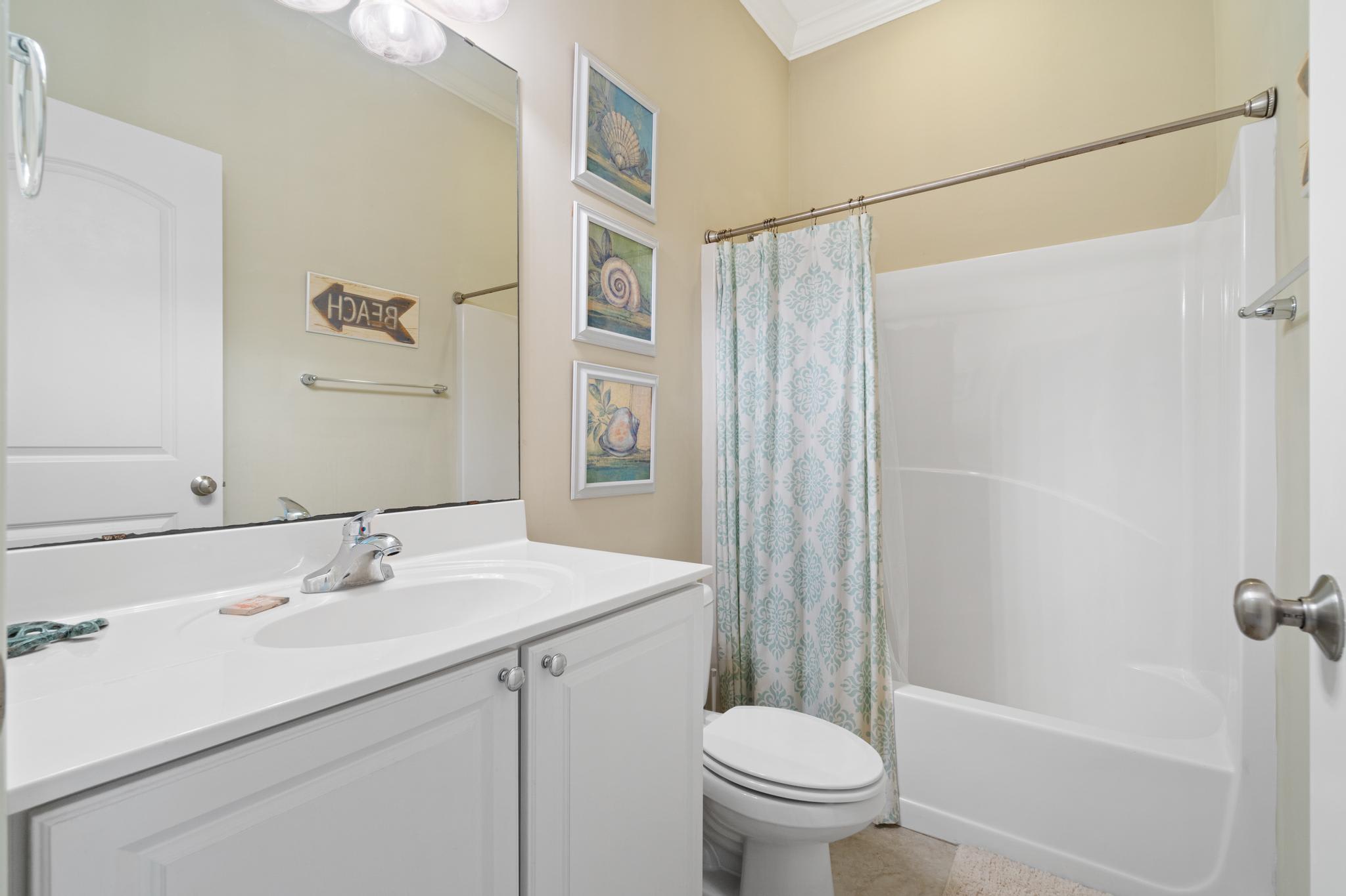 3rd Floor Guest Bathroom