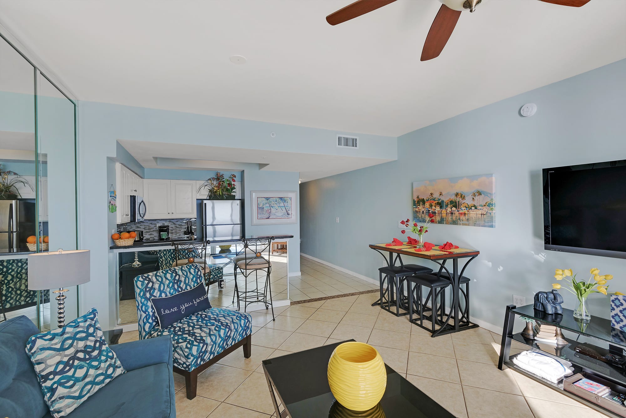 Large dining table seats 4