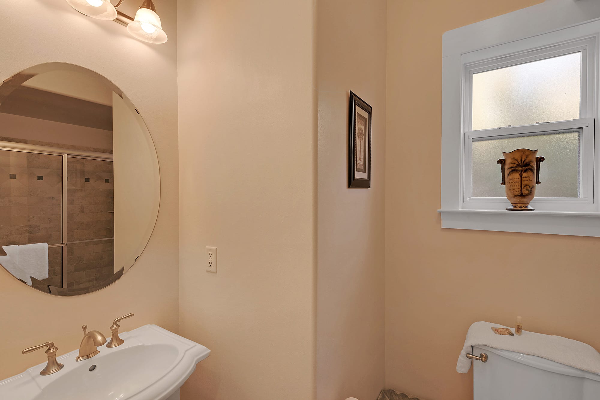 first floor bath w/ walk in shower