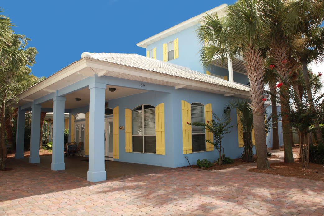 'Blessing by the Sea' sleeps up to 20 people and has parking for 5 cars