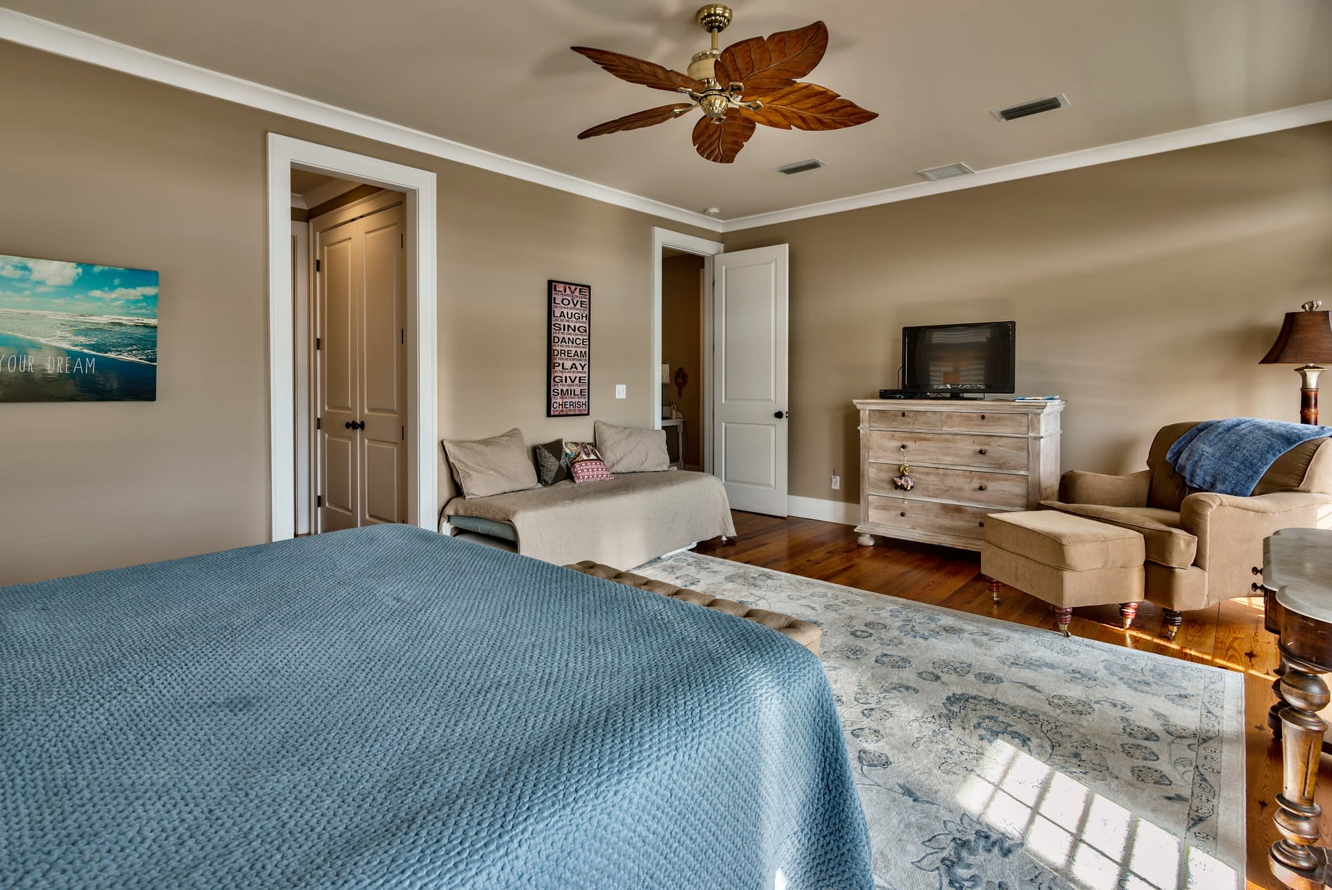 Master Bedroom Bath Attached