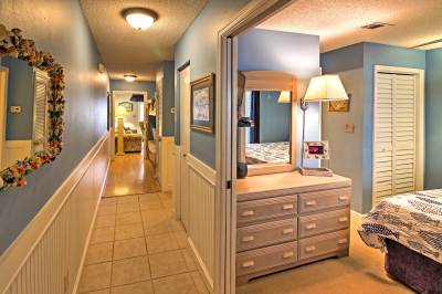 Entry to hallway and master bedroom.