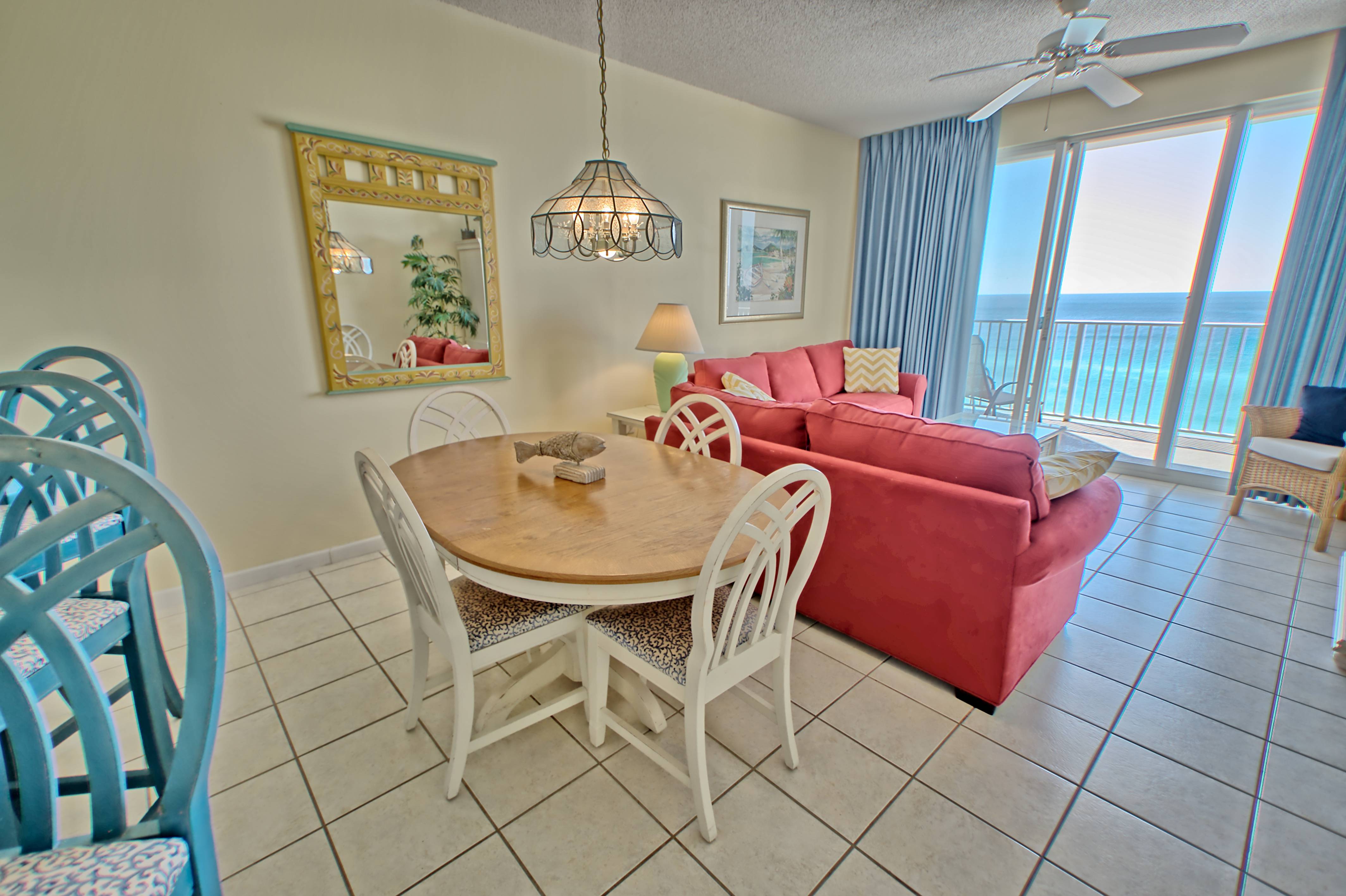 Enjoy breakfast or lunch while watching the turquoise blue waters of the Gulf Enjoy breakfast or lunch while watching the turquoise blue waters of the Gulf