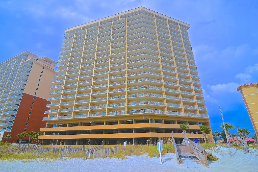Seawind Condo Beach Front 